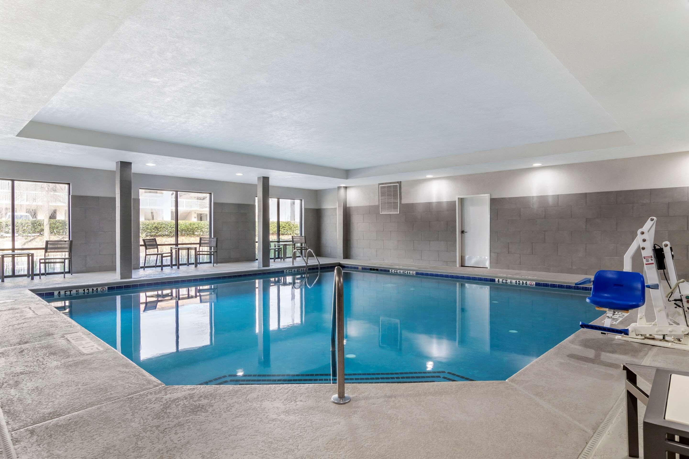 Comfort Suites Mcdonough Atlanta South מראה חיצוני תמונה