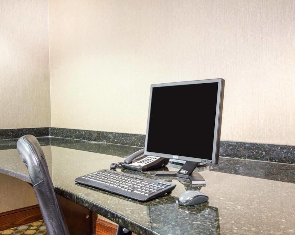 Comfort Suites Mcdonough Atlanta South מראה חיצוני תמונה